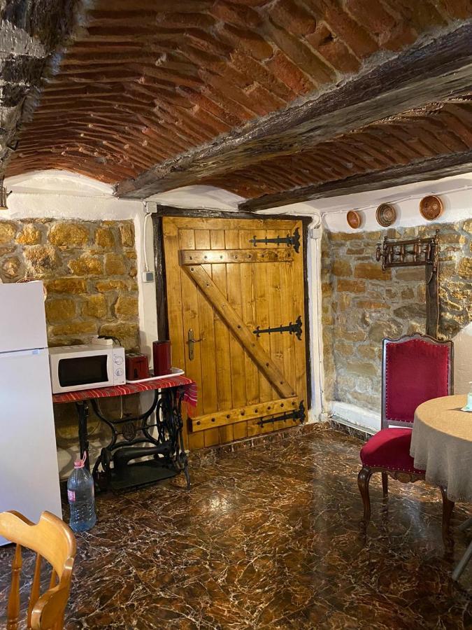 Casa Cezara Lägenhet Silvasu de Jos Exteriör bild
